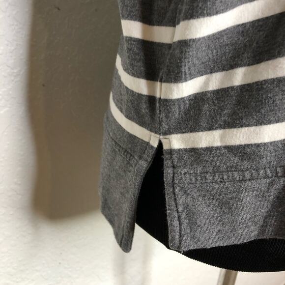 Cabi gray white striped lace up front hooded knit top size Medium #5324 - Picture 6 of 15